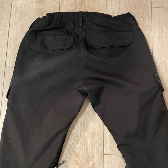 Women’s Burton Black Snowpants - Picture 4 of 4